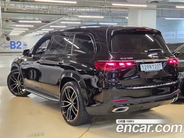 Mercedes-Benz GLS-Class, 2025