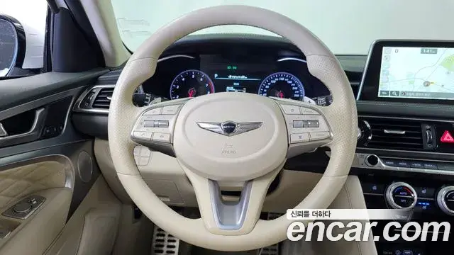 Genesis G70 2018 — ფოტო 14/35