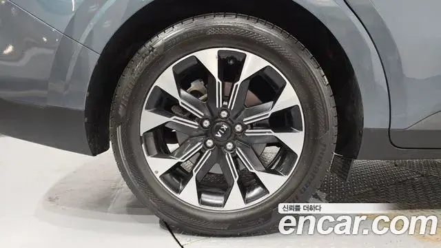 Kia Carnival 2020 — Фото 5/20
