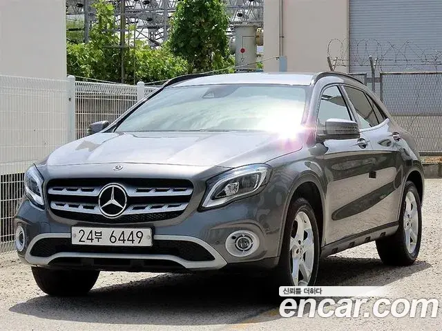 Mercedes-Benz GLA-Class 2018 — Фото 20/20