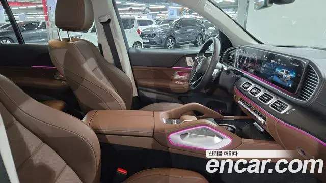 Mercedes-Benz GLE-Class 2026 — Фото 18/20