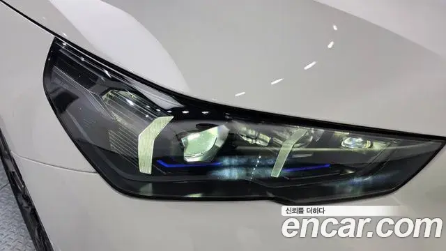 BMW 5 Series 2025 — ფოტო 1/34