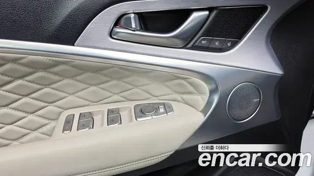 Genesis G70 2019 — Photo 10/34