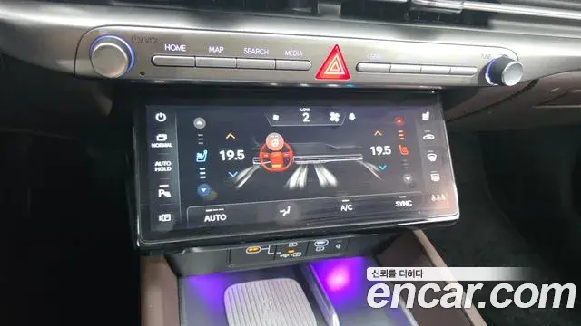 Hyundai Grandeur Hybrid 2023 — Photo 20/20