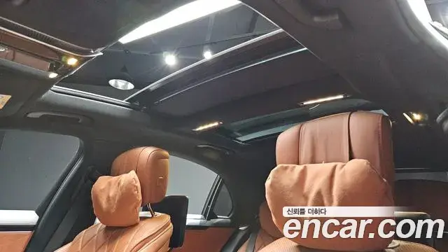 Mercedes-Benz S-Class 2021 — Photo 16/20