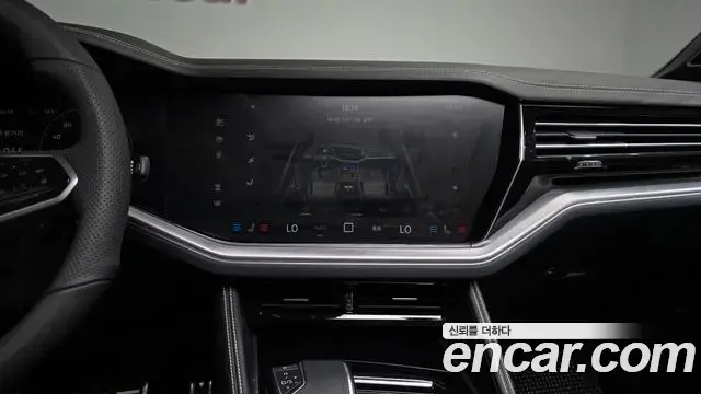 Volkswagen Touareg 2024 — Photo 30/36