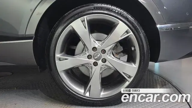 Genesis GV80 2020 — Photo 6/31