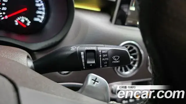 Kia Stinger 2018 — Photo 23/34