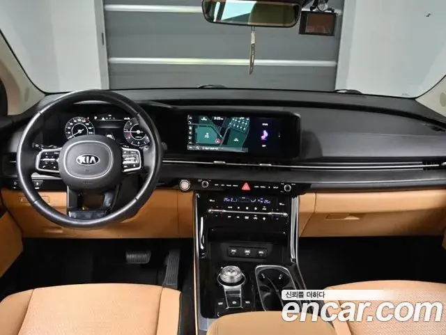 Kia Carnival 2020 — Photo 9/20