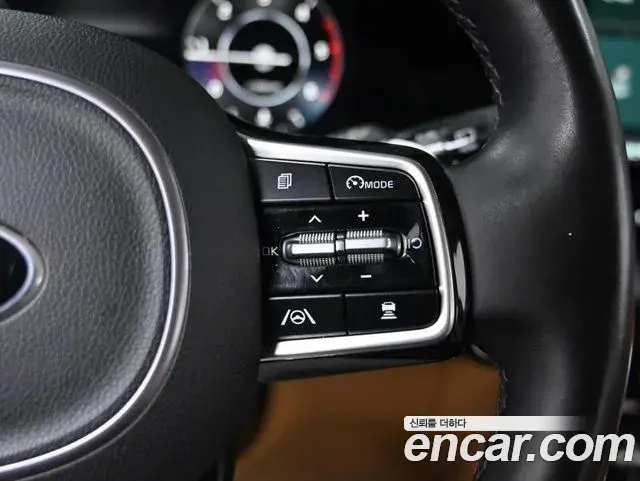 Kia Carnival 2020 — Photo 17/20