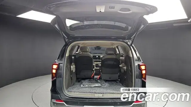 Kia Carnival 2025 — Фото 20/20