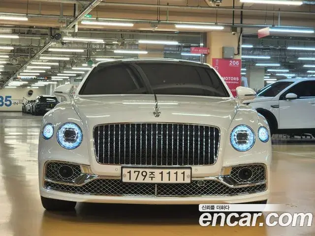 Bentley Flying Spur 2022 — Şəkil 20/20
