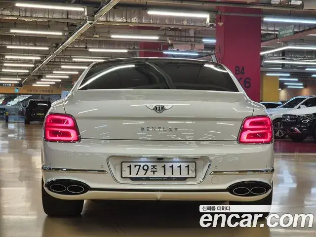 Bentley Flying Spur 2022 — Şəkil 4/20