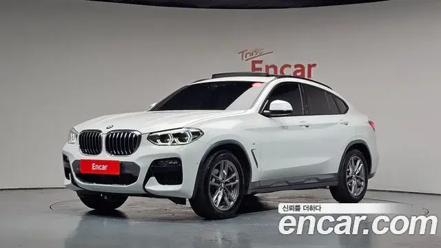 BMW X4 2020 — Фото 1/20