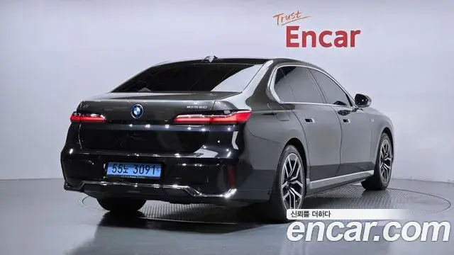 BMW i7 2024 — Photo 3/20