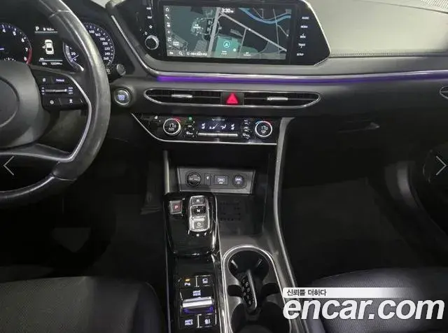 Hyundai Sonata 2022 — Photo 9/18