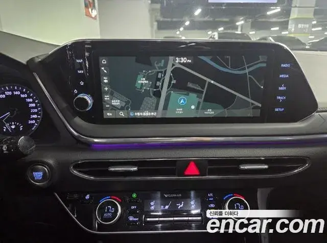 Hyundai Sonata 2022 — Photo 11/18