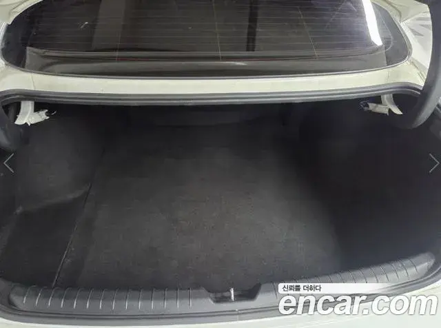 Hyundai Sonata 2022 — Photo 16/18