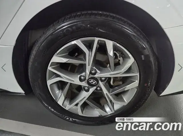 Hyundai Sonata 2022 — Photo 17/18