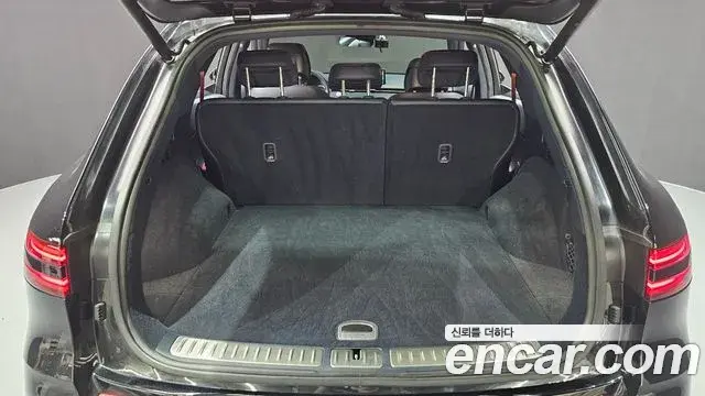 Genesis GV70 2021 — Photo 20/20