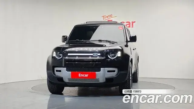 Land Rover Defender 2021 — Фото 3/20