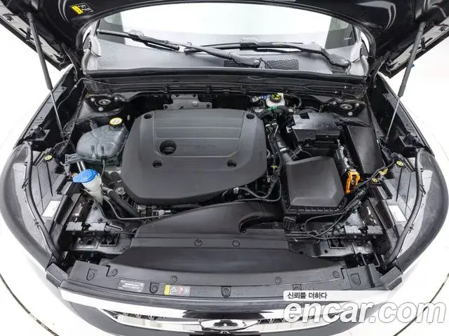 Volvo XC40 2023 — Şəkil 5/19