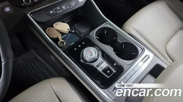 Kia Carnival 2025 — ფოტო 17/33
