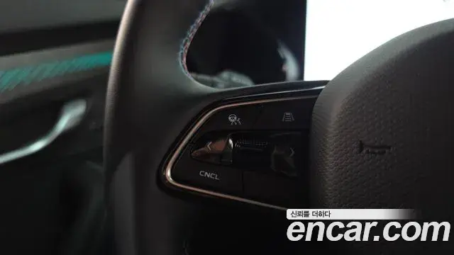 Renault Samsung Grand Koleos 2024 — Photo 18/37