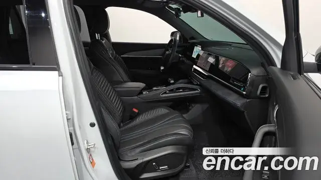 Renault Samsung Grand Koleos 2024 — Photo 37/37