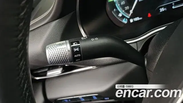 Genesis GV80 2022 — Photo 23/35