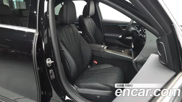 Mercedes-Benz E-Class 2025 — Şəkil 26/34