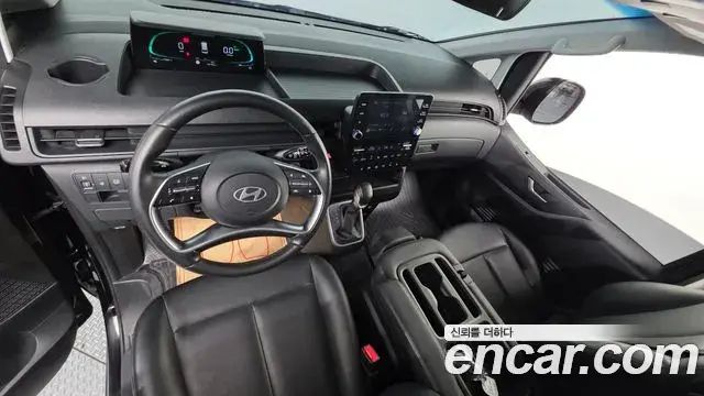 Hyundai Staria 2024 — Фото 7/20