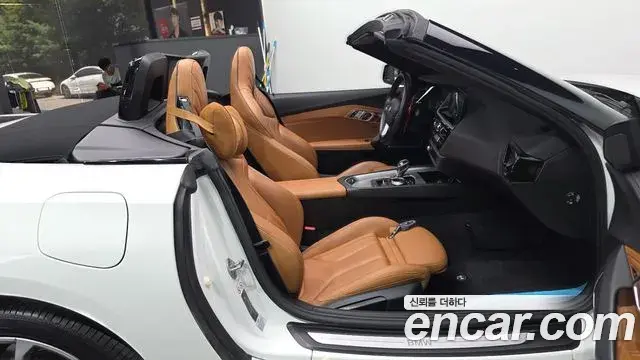 BMW Z4 2020 — ფოტო 15/33