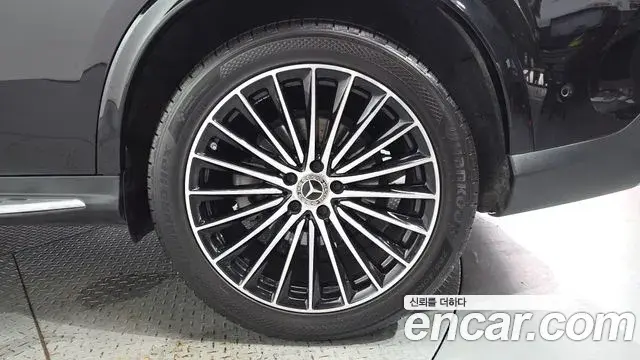 Mercedes-Benz GLC-Class 2024 — ფოტო 15/32