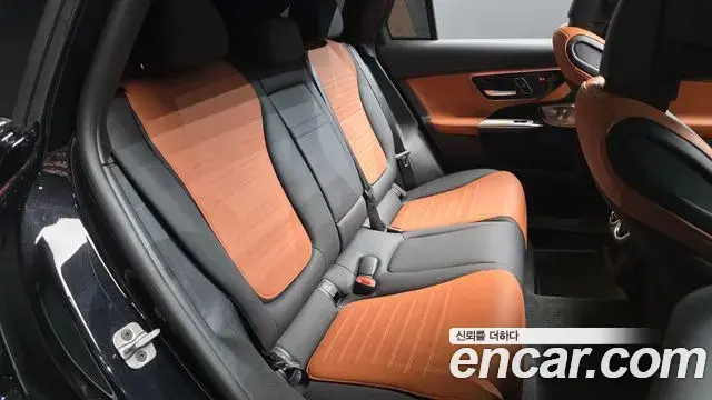 Mercedes-Benz GLC-Class 2024 — ფოტო 11/20
