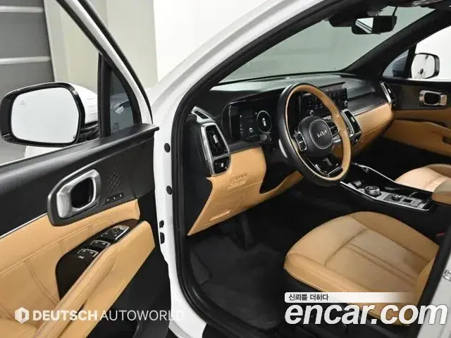 Kia Sorento 2023 — Photo 11/20