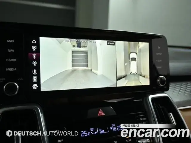 Kia Sorento 2023 — Photo 15/20