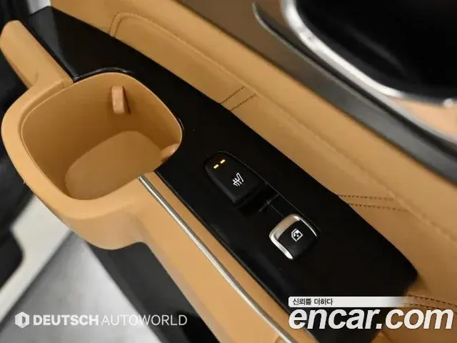 Kia Sorento 2023 — Photo 16/20
