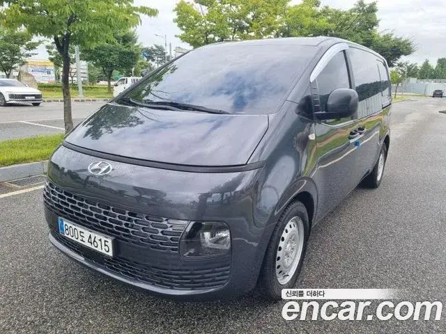 Hyundai Staria, 2023