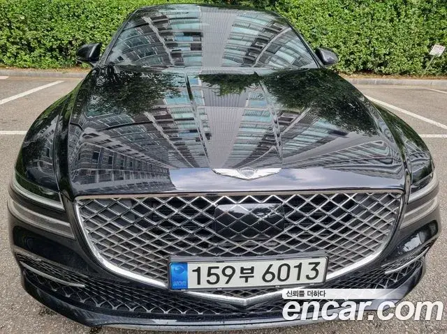 Genesis Electrified G80 2020 — Photo 17/18