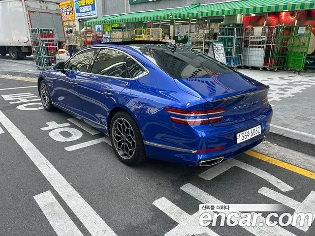 Genesis Electrified G80 2021 — Photo 6/8