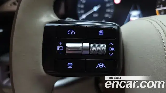 Hyundai Grandeur 2022 — ფოტო 17/20