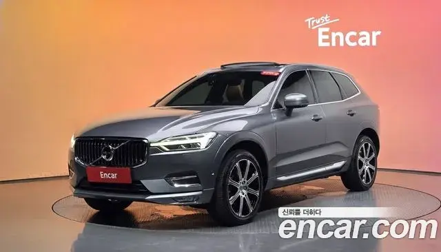 Volvo XC60 2019 — Фото 1/20