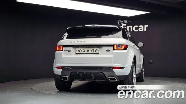 Land Rover Range Rover Evoque 2018 — Фото 3/20