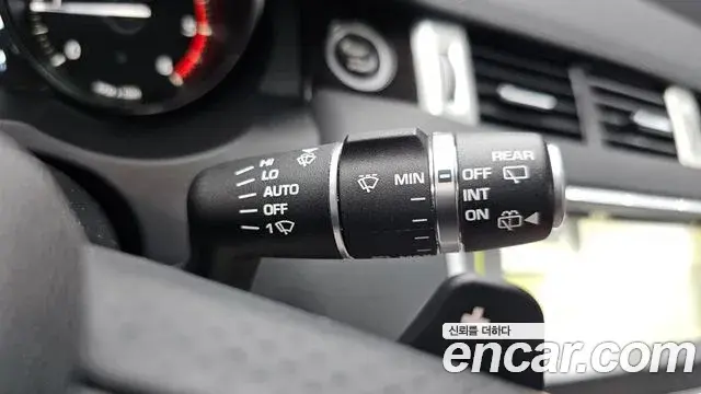 Land Rover Range Rover Evoque 2018 — Şəkil 6/37