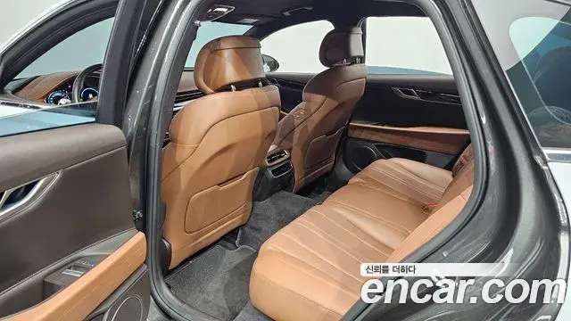 Genesis Electrified G80 2023 — Photo 12/20