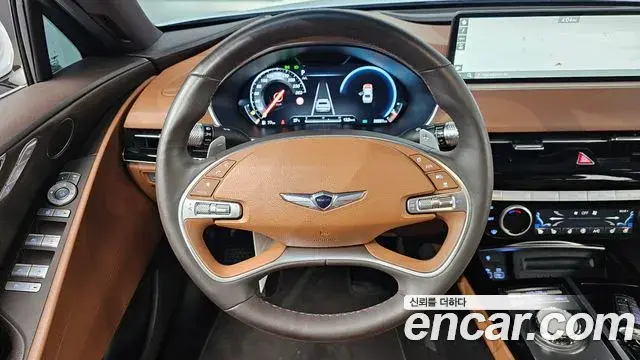 Genesis Electrified G80 2023 — Photo 13/20