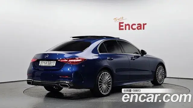 Mercedes-Benz C-Class 2022 — Фото 2/20