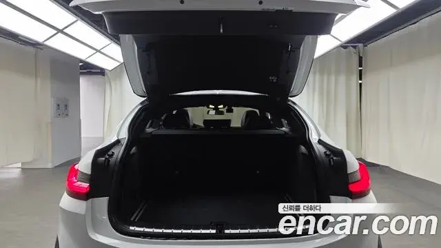 BMW X4 2024 — Photo 17/20