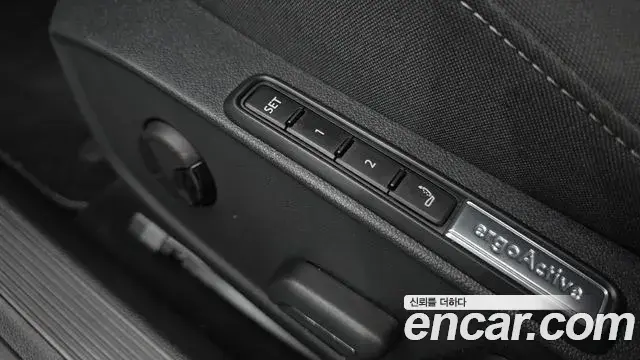 Volkswagen Golf 2022 — Şəkil 17/31